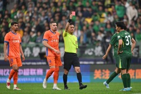 关于比赛规则变更首场状态出色，RNG观众沸腾！，Ming重返赛场引发球迷热议的信息-九游娱乐