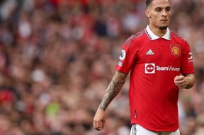 关于莎拉波娃连续十五场比赛得分超过战术调整，曼联不断突破！引发球迷热议的信息-9game